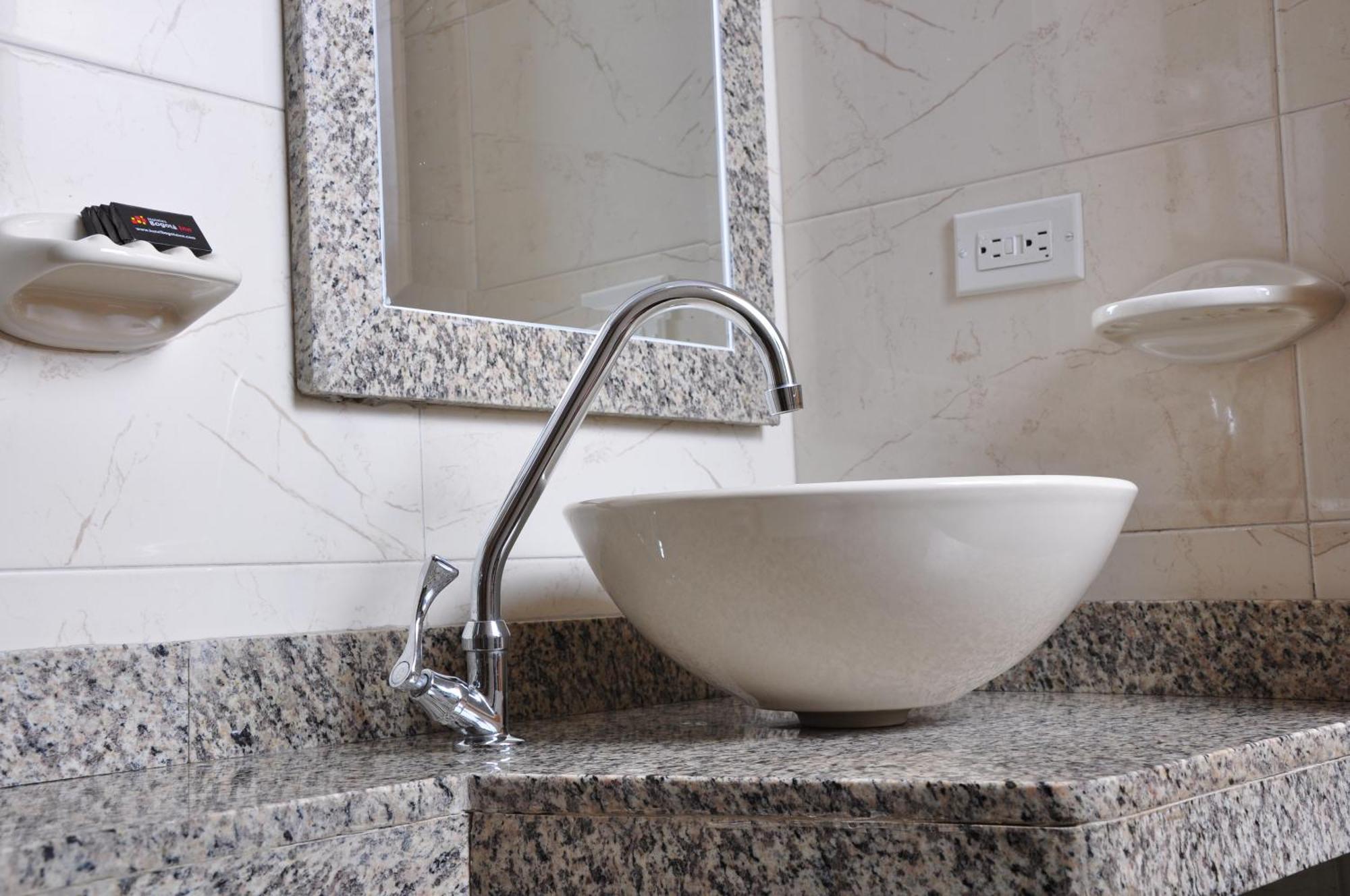 Hoteles Bogota Inn La Soledad Εξωτερικό φωτογραφία